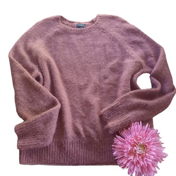 Express Blush Wool crew Neck Sweater - Picture 1 of 10